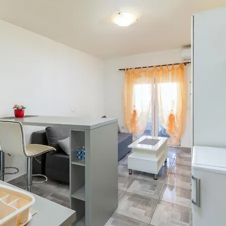 Cozy In With Kitchen *